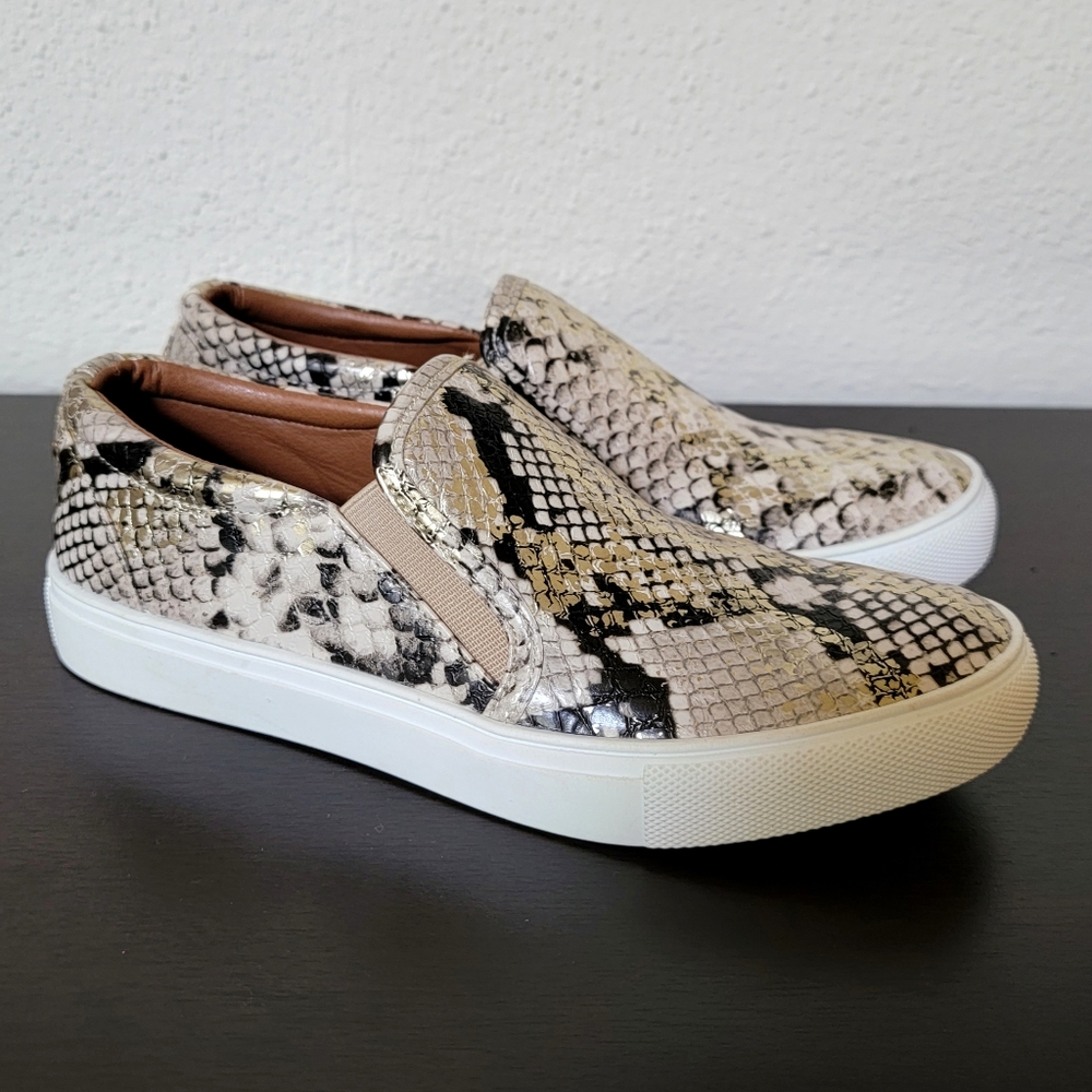 NEW Steve Madden Gold Snake Slip-ons